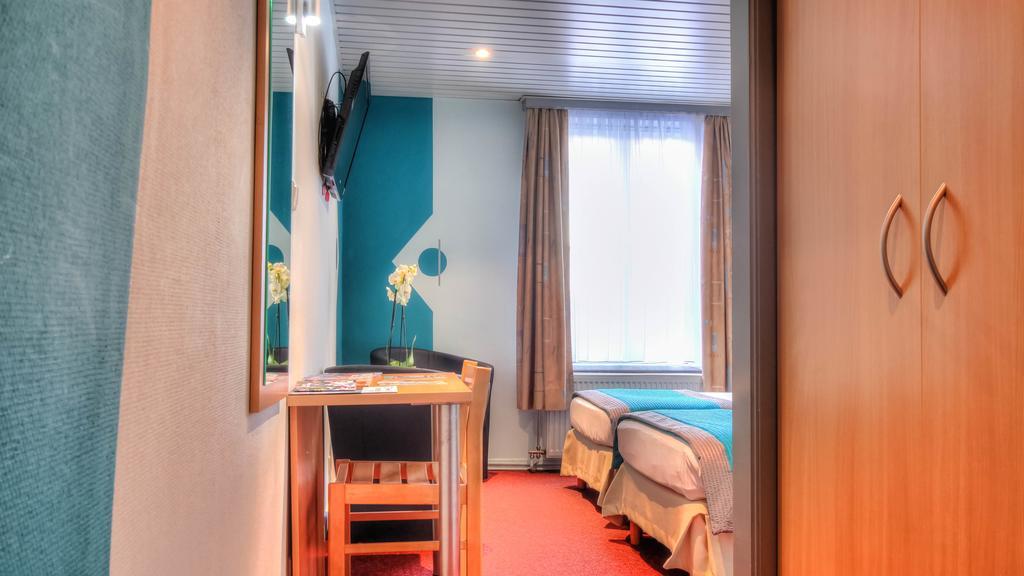Hotel Le Terminus Mons Pokoj fotografie