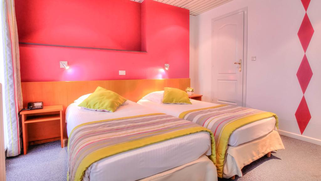 Hotel Le Terminus Mons Pokoj fotografie