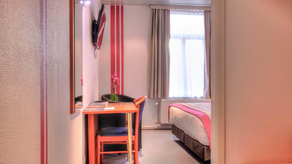Hotel Le Terminus Mons Pokoj fotografie